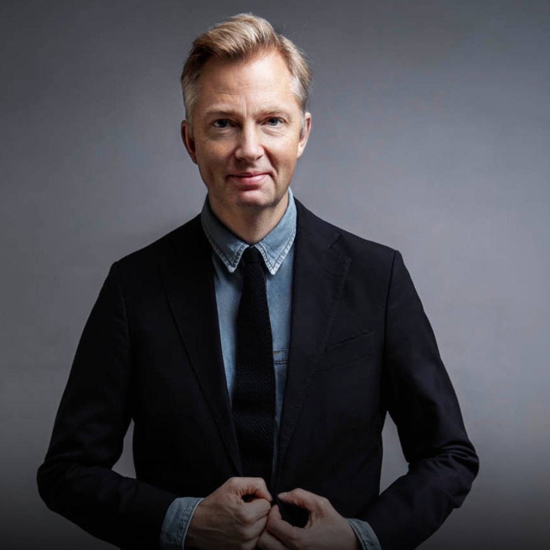 Erik Olkiewicz Stående